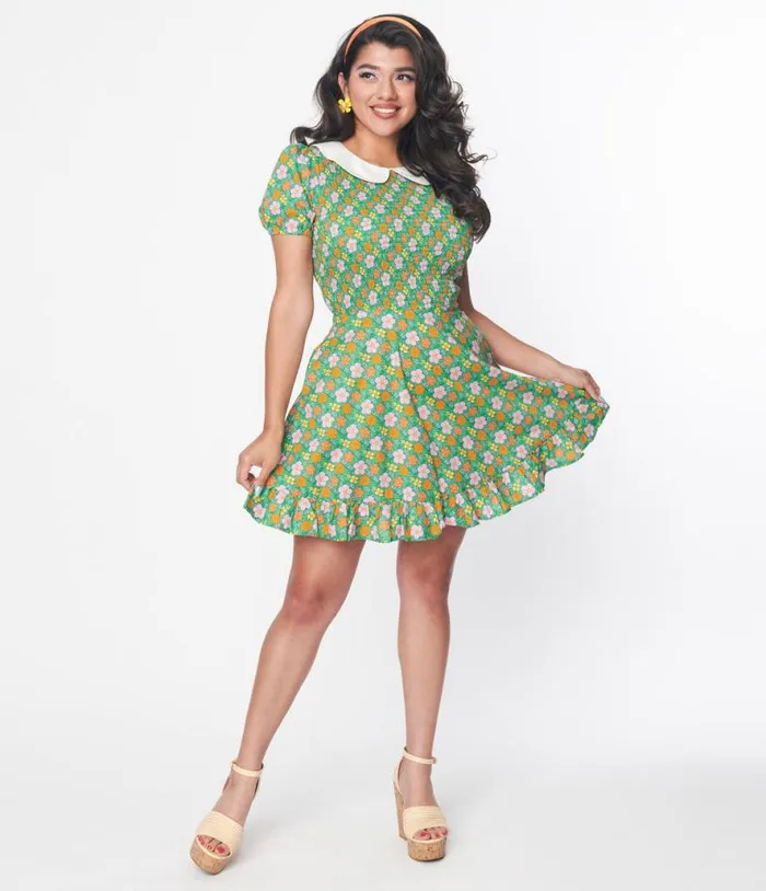 Smak Parlour 1960s Green Floral Smocked Fit and Flare Dress Dresses Unique Vintage Pocket Dresses Smak Parlour 1960s Green Floral Smocked Fit and Flare Dress Dresses Unique Vintage Pocket Dresses