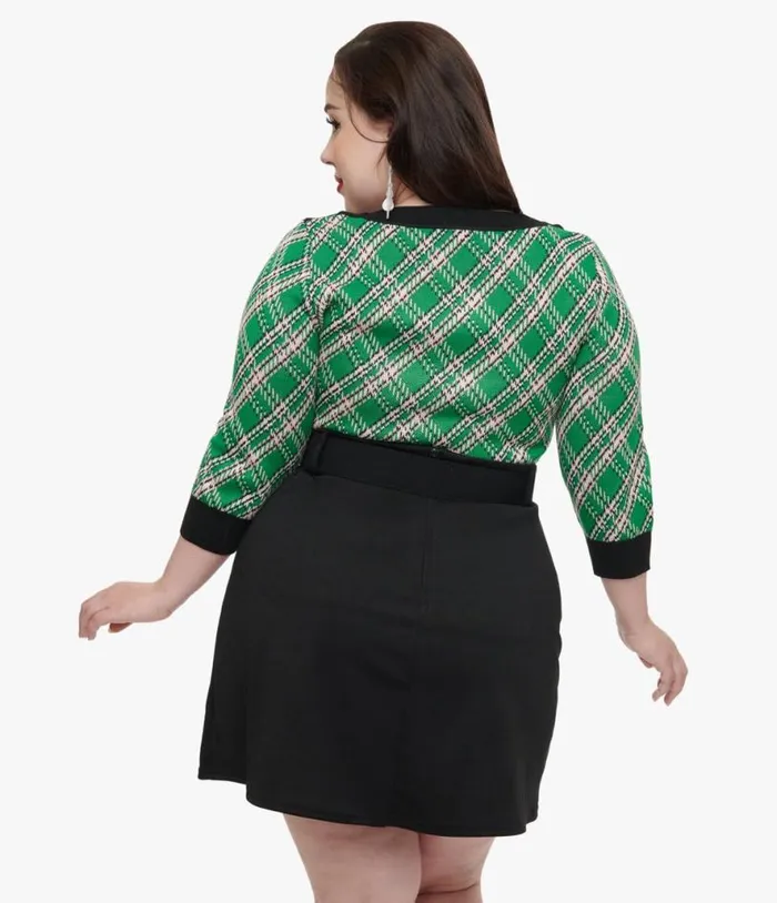 Smak Parlour Plus Size 1960s Green Plaid and Hedgehog Sweater ClothingPlus Unique Vintage Sweaters and Cardigans