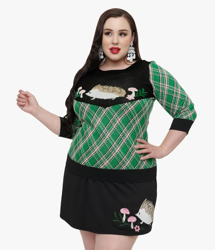 Smak Parlour Plus Size 1960s Green Plaid and Hedgehog Sweater ClothingPlus Unique Vintage Sweaters and Cardigans