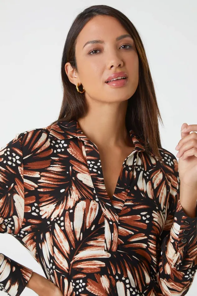 Stone Feather Print Stretch Shirt Women Roman Tops