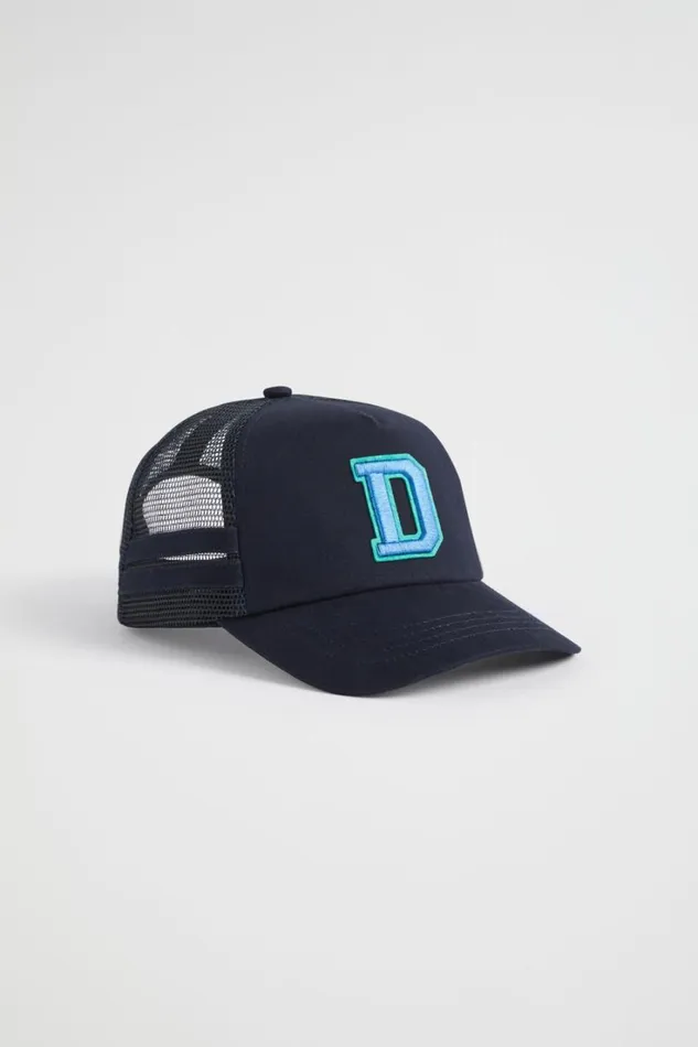 The AZ Of Initials Boy Seed Heritage Initial Cap D