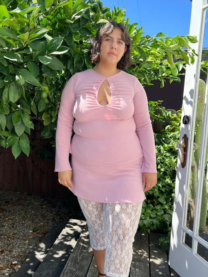 Tops Shop Lisa Says Gah Nora Keyhole Top