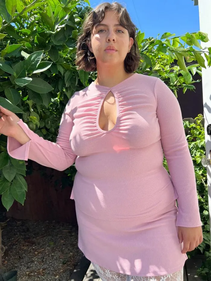 Tops Shop Lisa Says Gah Nora Keyhole Top