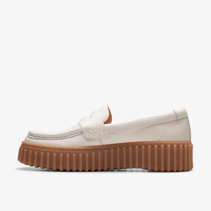 Torhill Penny Cream Interest Women Clarks SlipOns