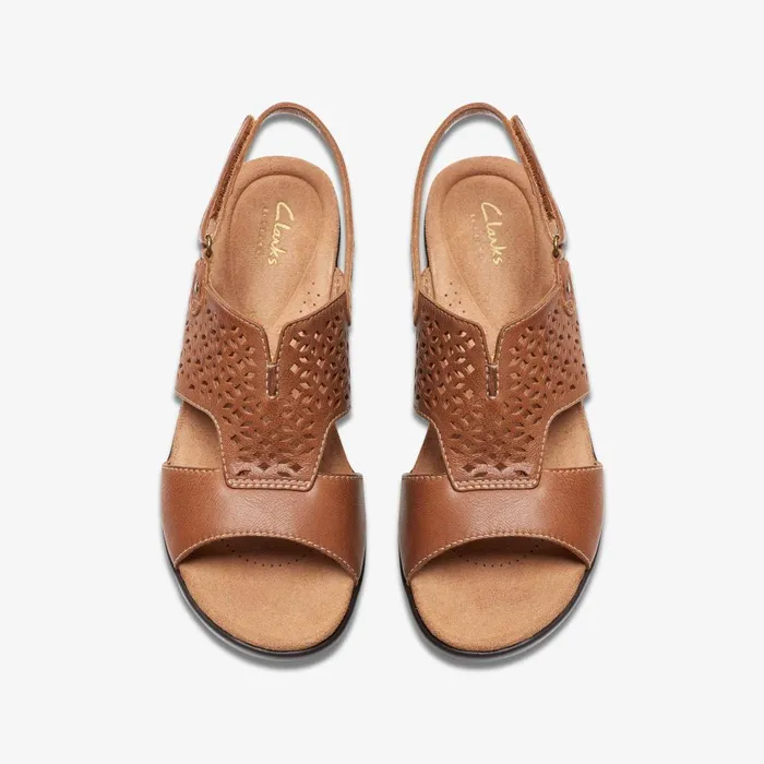 Tuleah Sun Tan Leather Women Clarks Sandals and Flip Flops