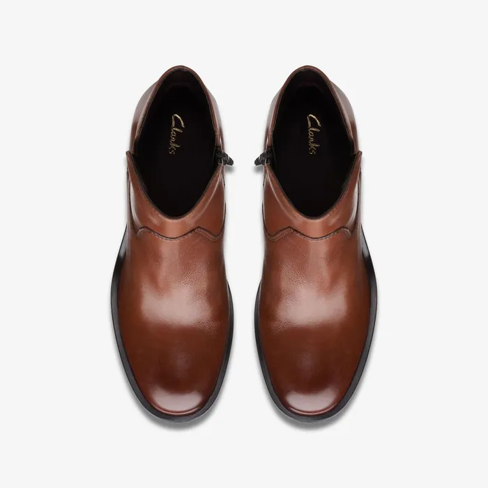 Valvestino Lo Dark Tan Leather Women Clarks Boots and Booties