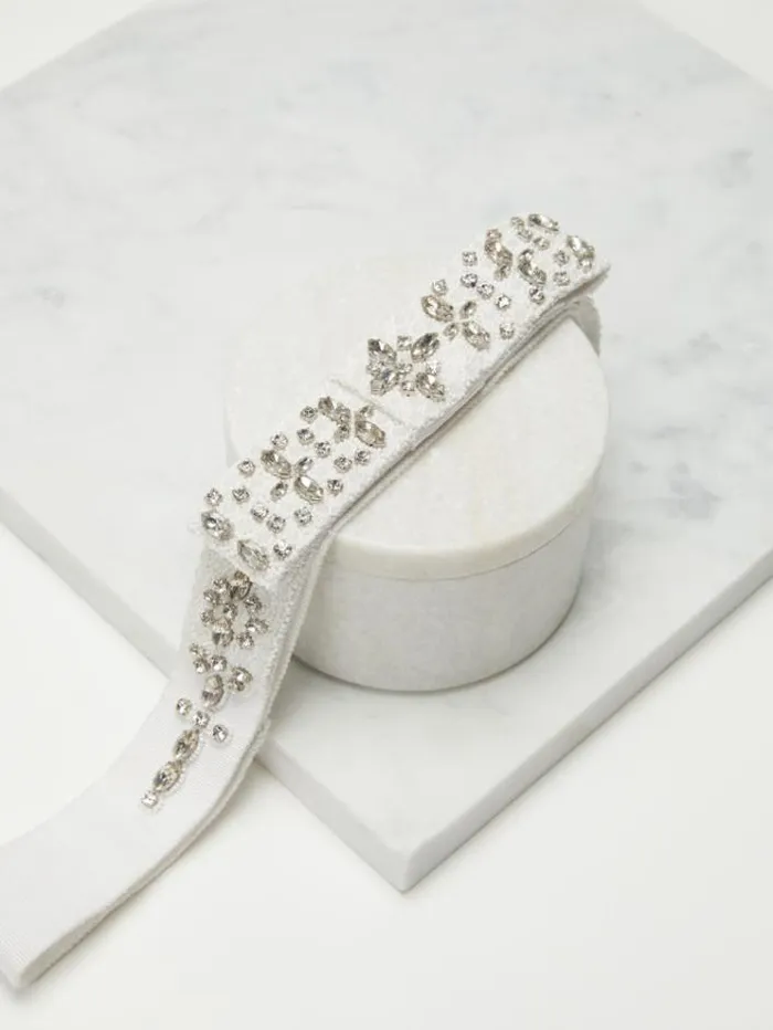 Woman Embroidered Belt White Maxmara Bridal Accessories