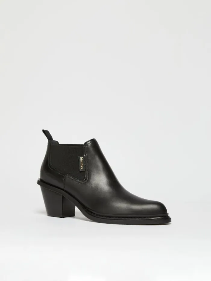 Woman Low Chelsea Boots Black Maxmara Ankle Boots And Boots