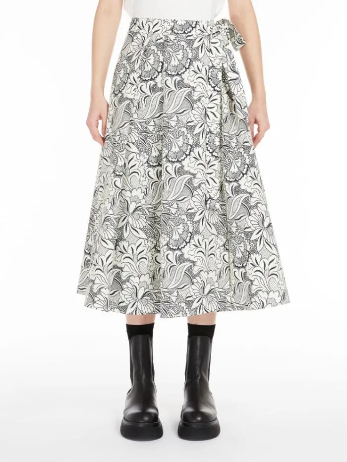 Woman Wrap Skirt In Printed Faille Black Maxmara Skirts