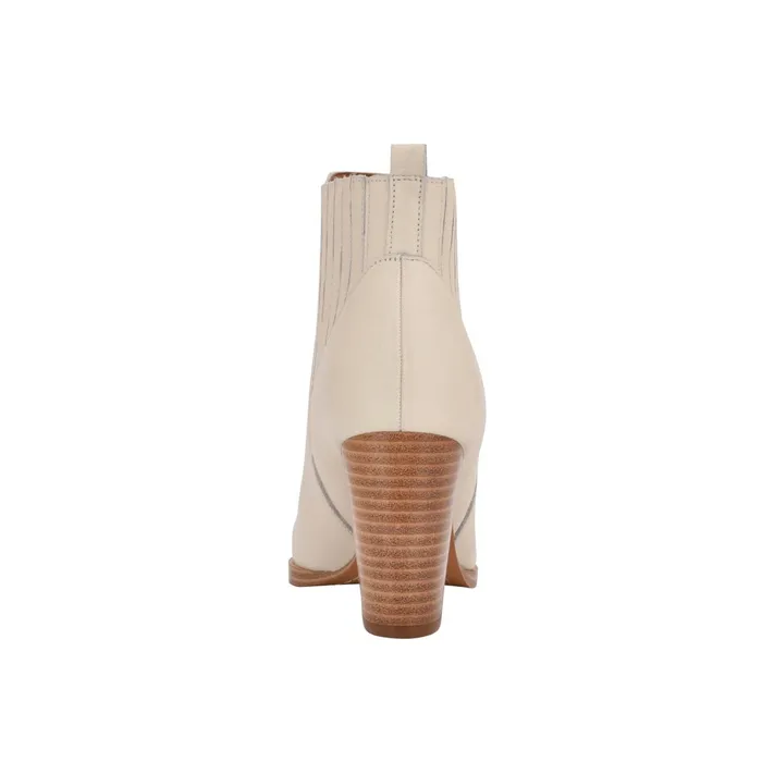 Women Alva Pointy Toe Bootie Chic Cream Leather Marc Fisher Booties