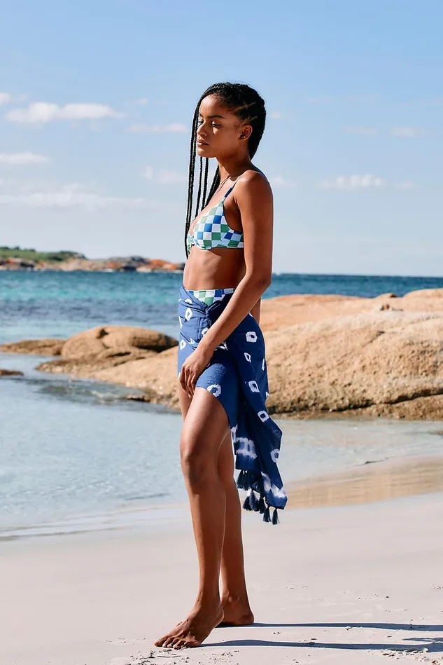 Women CoverUps Free People Sand Dollar Sarong Scarf Indigo