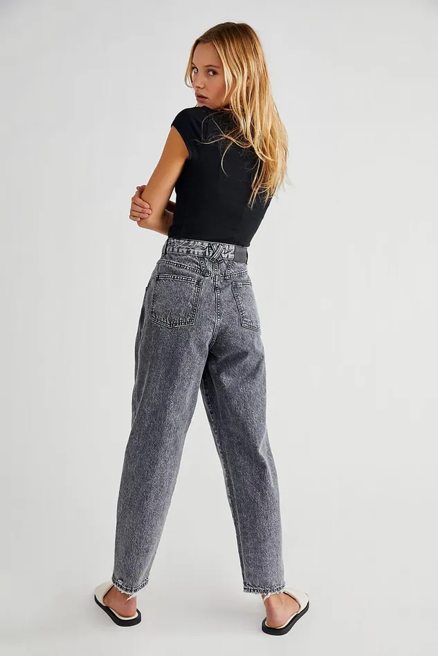 Women HighRise Jeans Free People Closed Pearl Jeans Mid Grey