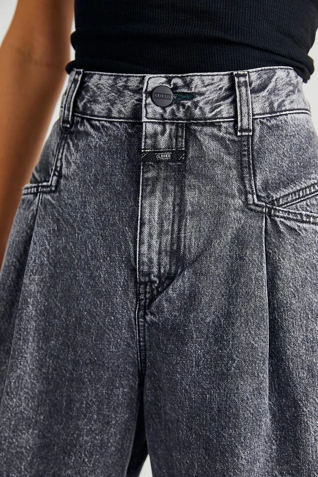 Women HighRise Jeans Free People Closed Pearl Jeans Mid Grey