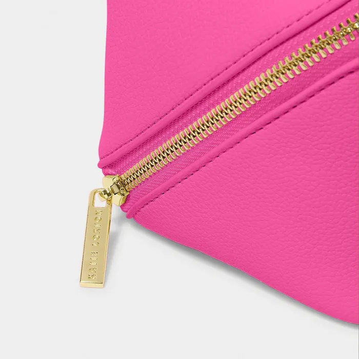 Women Makeup and Wash Bags Katie Loxton Personalised Makeup And Wash Bag In Magenta