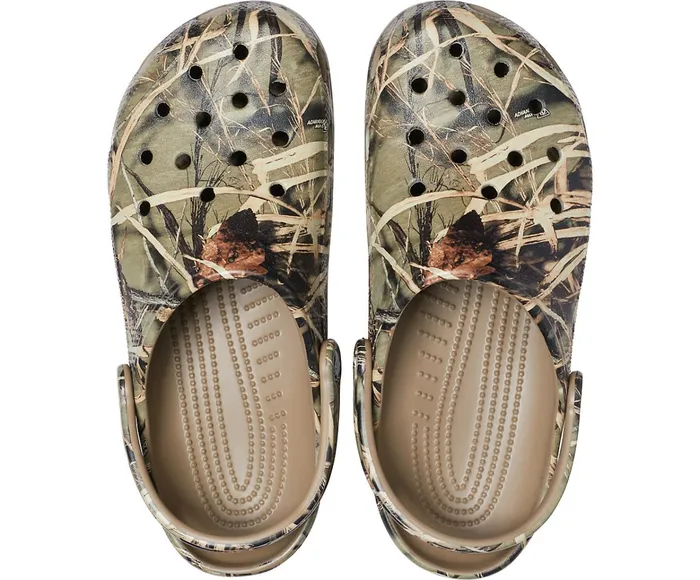 WomenMen Classic Realtree V2 Khaki Crocs Clogs