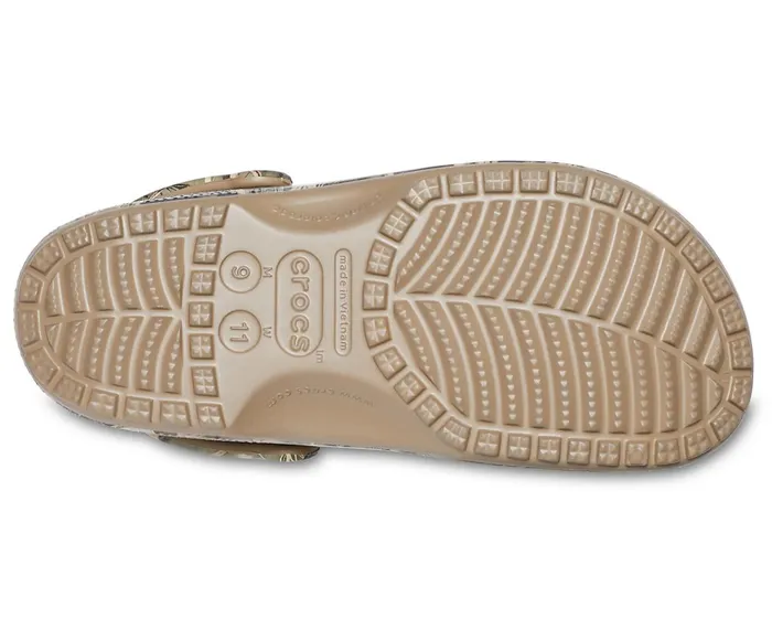 WomenMen Classic Realtree V2 Khaki Crocs Clogs