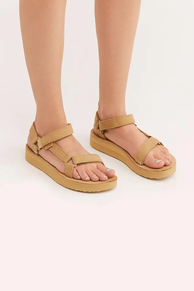 Women Sandals Free People Teva Midform Universal Leather Sandals Desert Sand