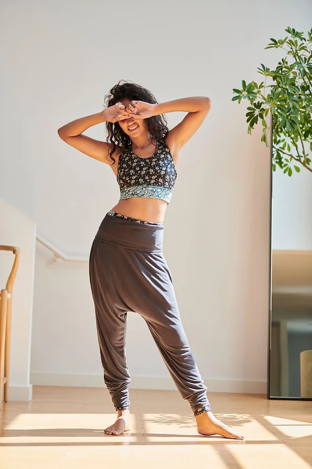 Women Sports Bras Free People Printed Synergy Crop Black Combo