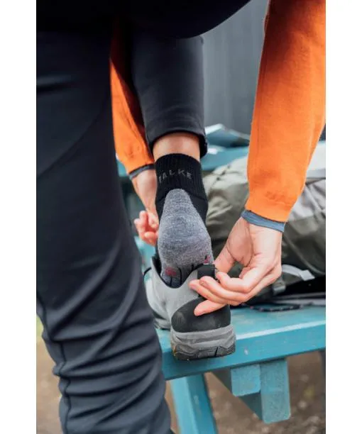 Women TK5 Wander Short Women Trekking Short Sock Mixed Berry FALKE Hiking Socks