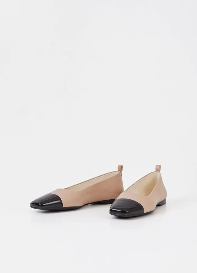 Women Vagabond Ballet Flats DELIA SHOES Light Brown Leatherpatent
