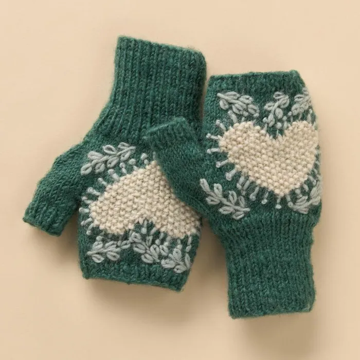 Women Vintage Heart Handwarmers Oat Sundance Catalog Scarves and Gloves Women Vintage Heart Handwarmers Oat Sundance Catalog Scarves and Gloves