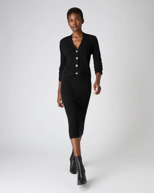 Women Women039s Wide Rib Fitted Cashmere SkirtIn Black Black NPeal Dresses and Skirts